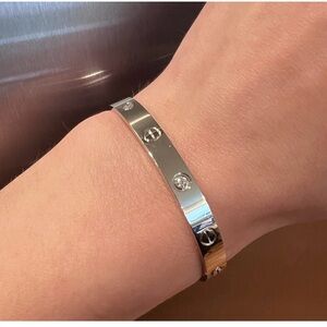 18k plated  Bangle with Crystals